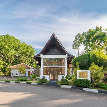 Indra Maya Pool Villas Lagoi Bagian luar foto